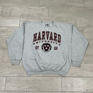Vintage 90s Harvard University Classic Crewneck Sweatshirt USA 
Men’s Size XL